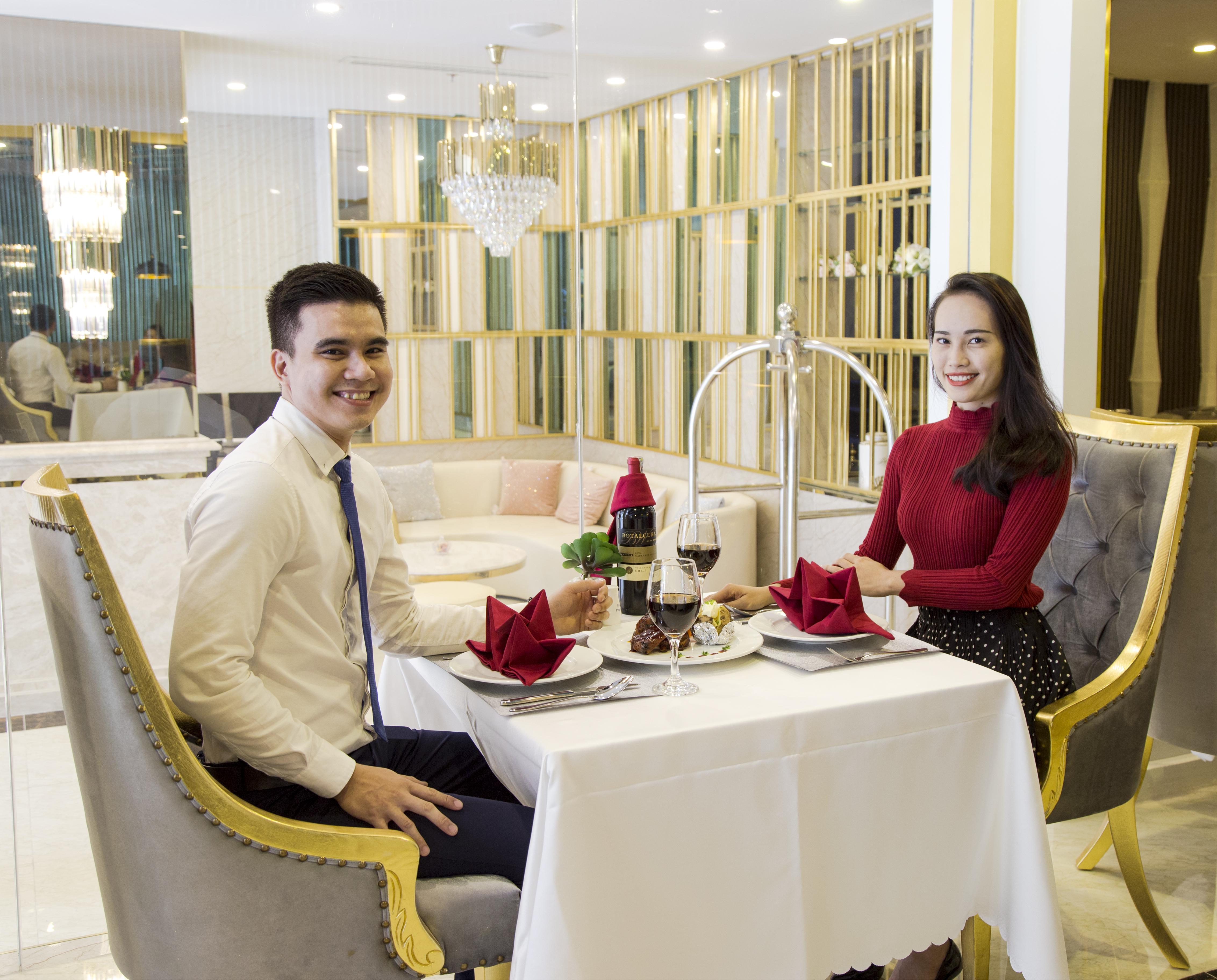Cicilia City Hotel Saigon Center Хошимін Екстер'єр фото