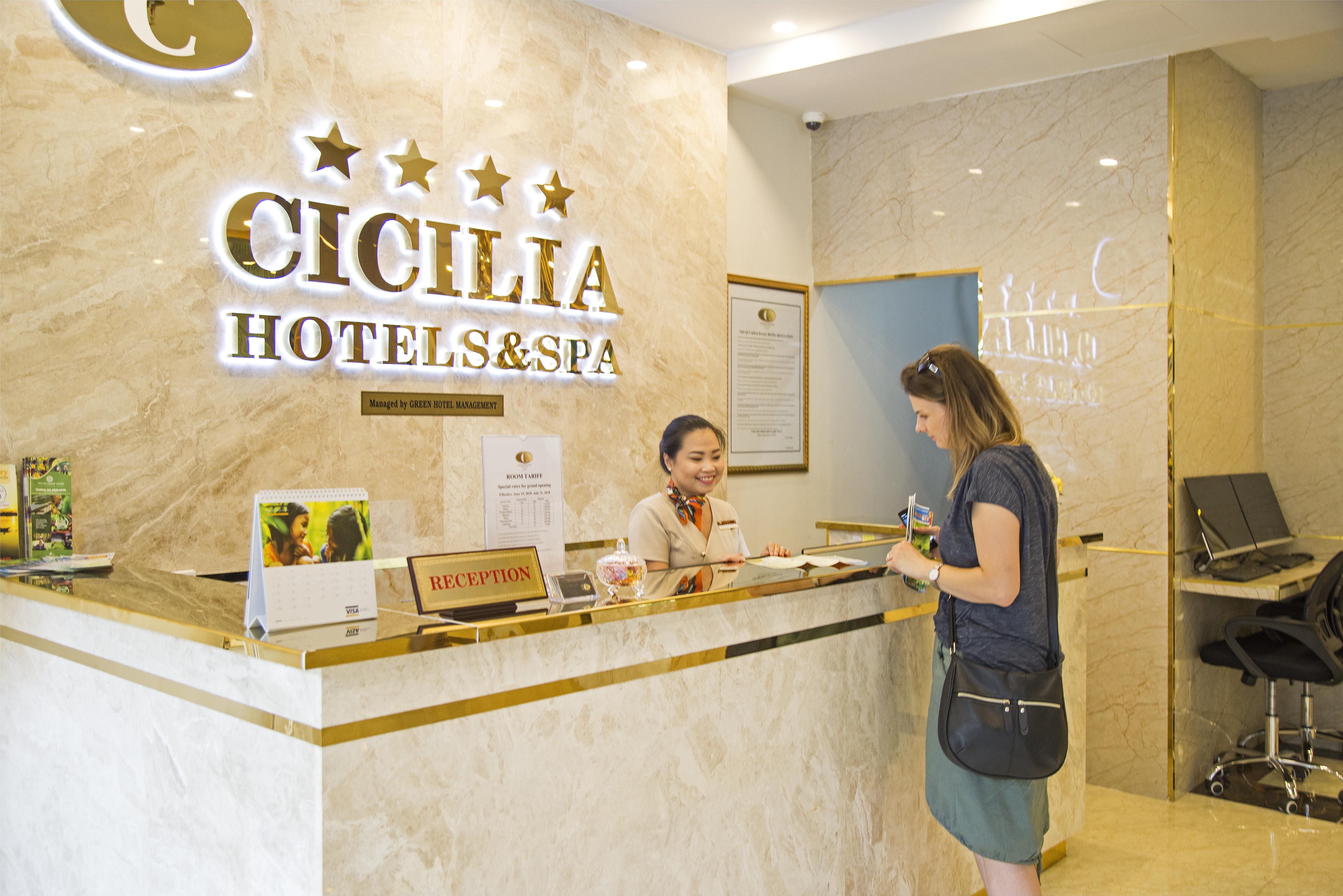 Cicilia City Hotel Saigon Center Хошимін Екстер'єр фото