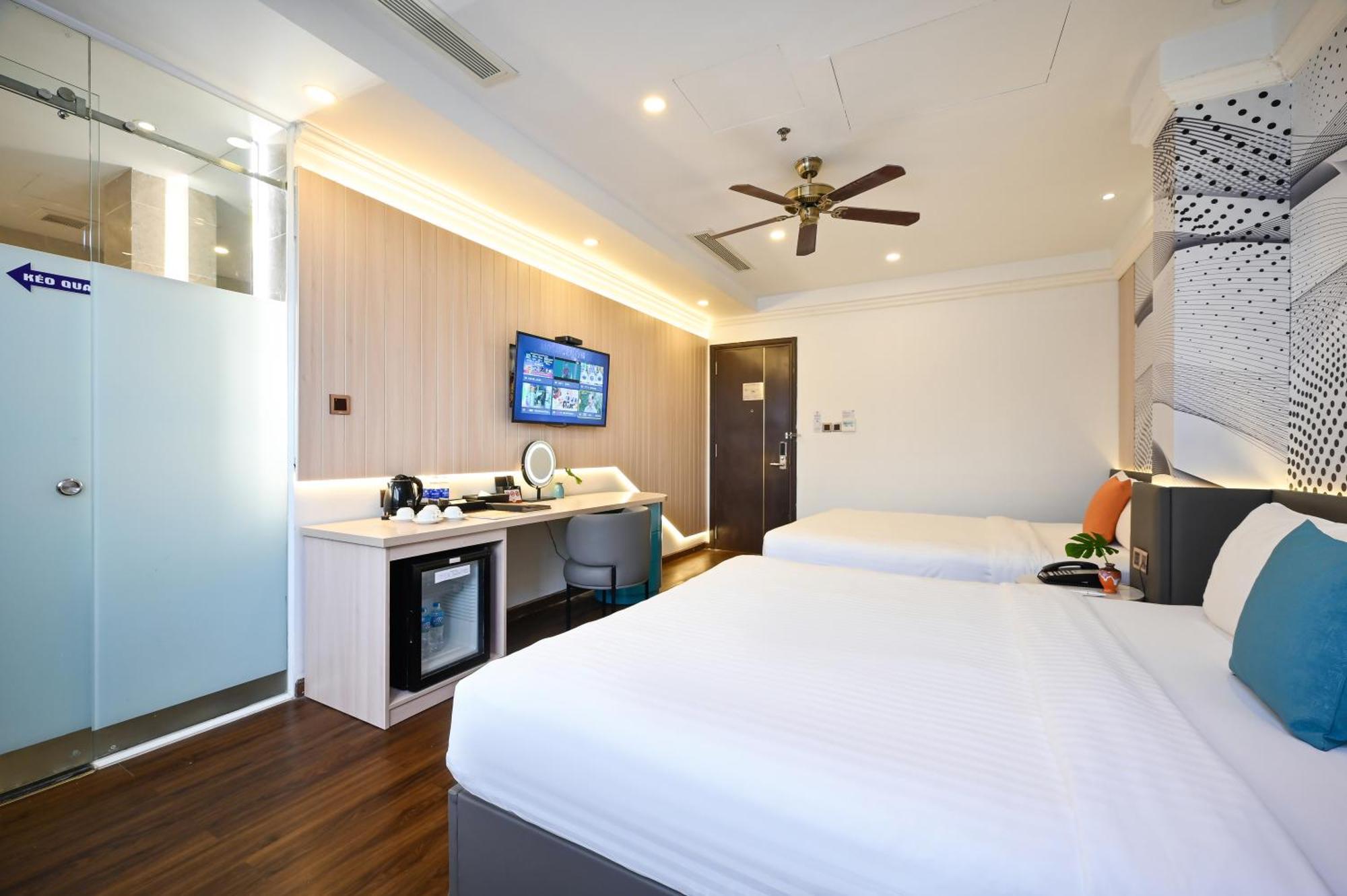 Cicilia City Hotel Saigon Center Хошимін Екстер'єр фото