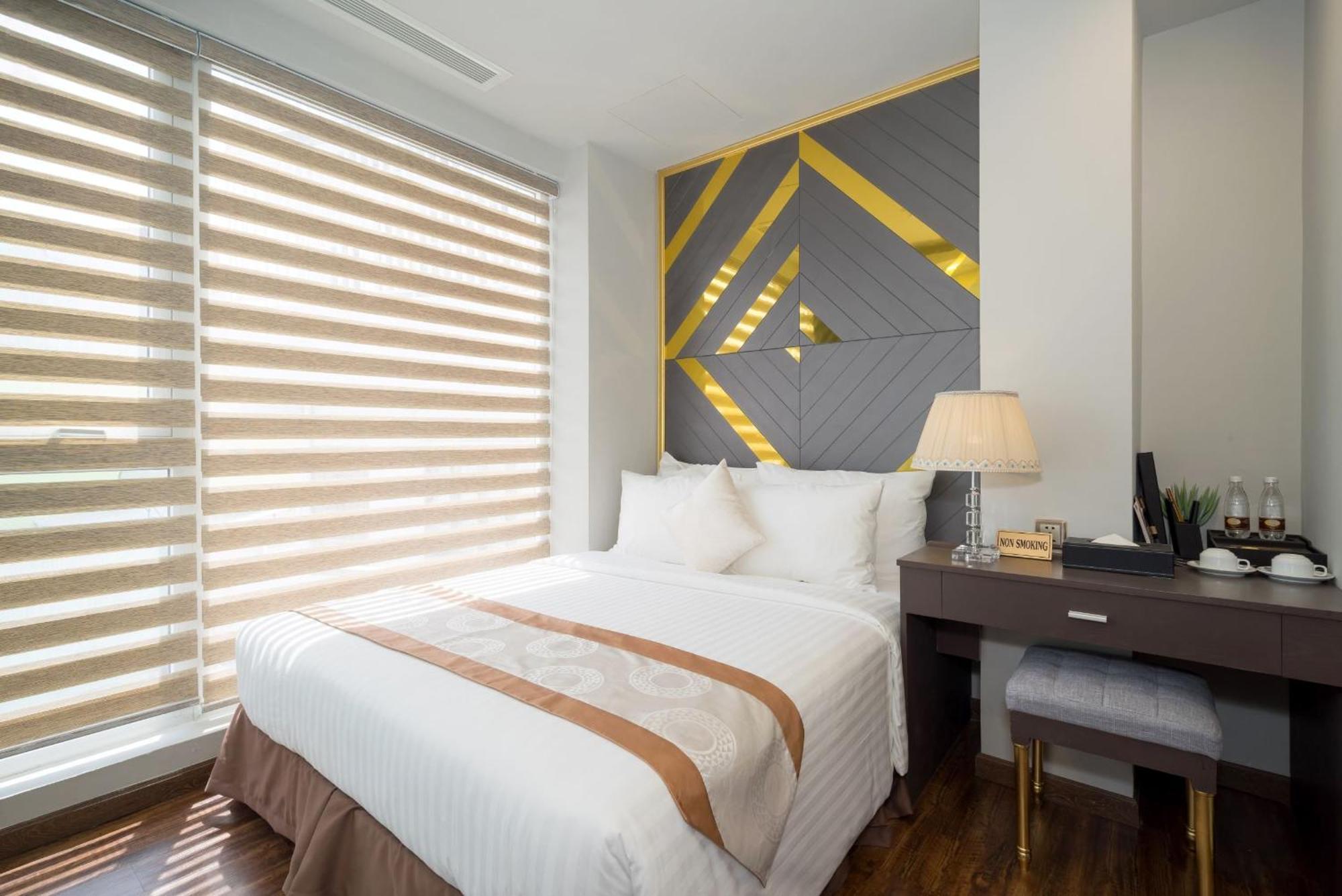 Cicilia City Hotel Saigon Center Хошимін Екстер'єр фото