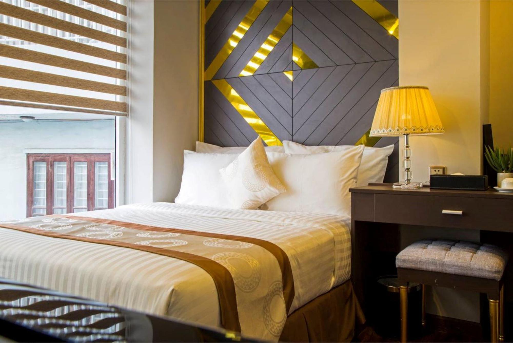 Cicilia City Hotel Saigon Center Хошимін Екстер'єр фото