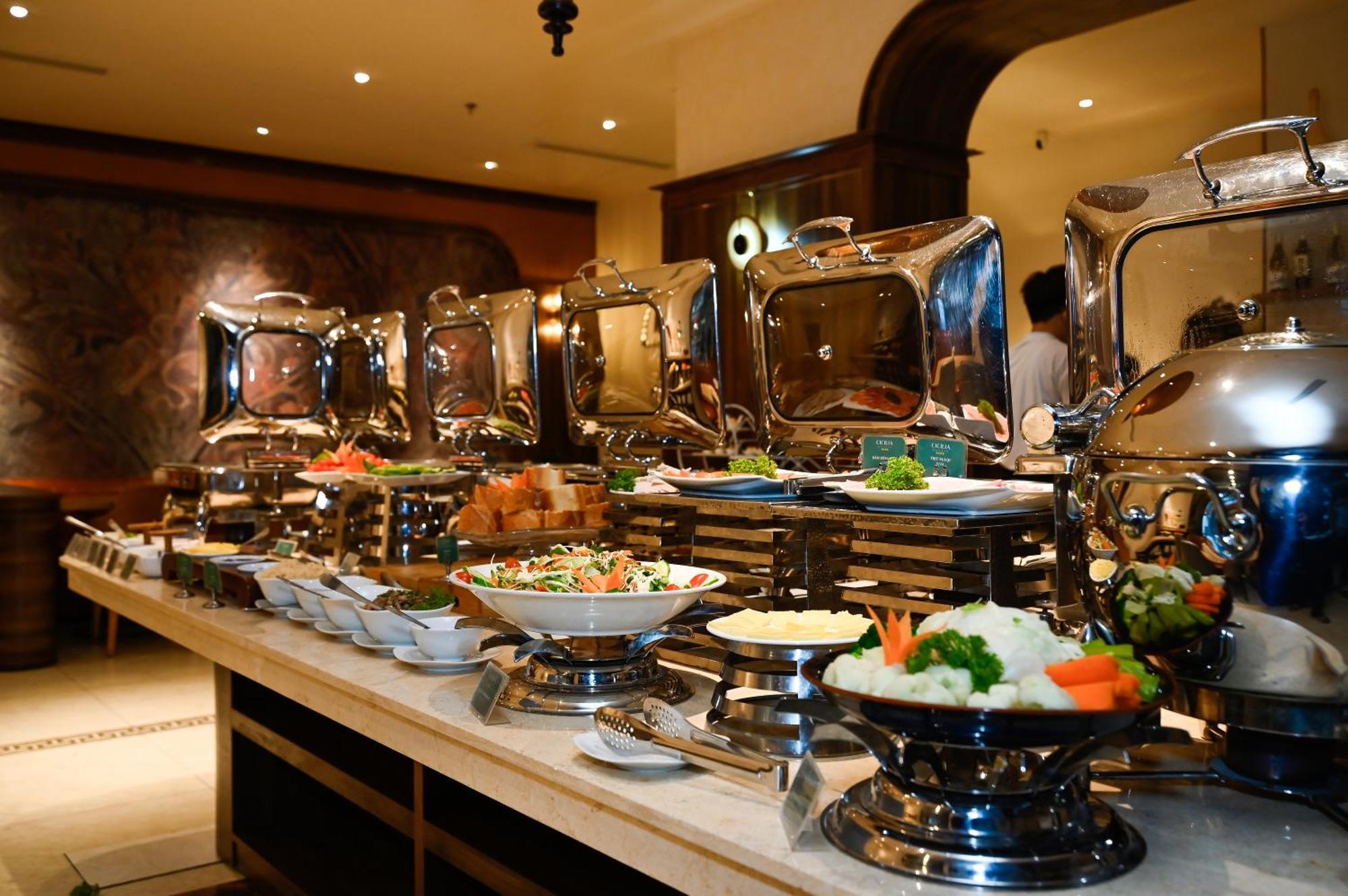 Cicilia City Hotel Saigon Center Хошимін Екстер'єр фото